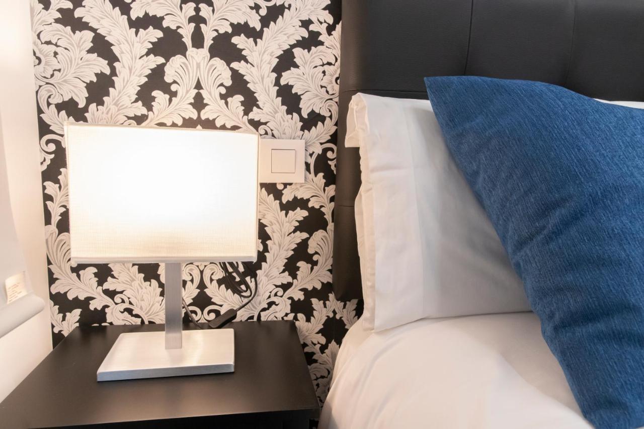 Hostal Boutique I Host You Madrid Exterior foto